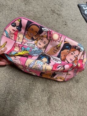 Estee Lauder Pop Art Comic Print Pink Cosmetic Bag